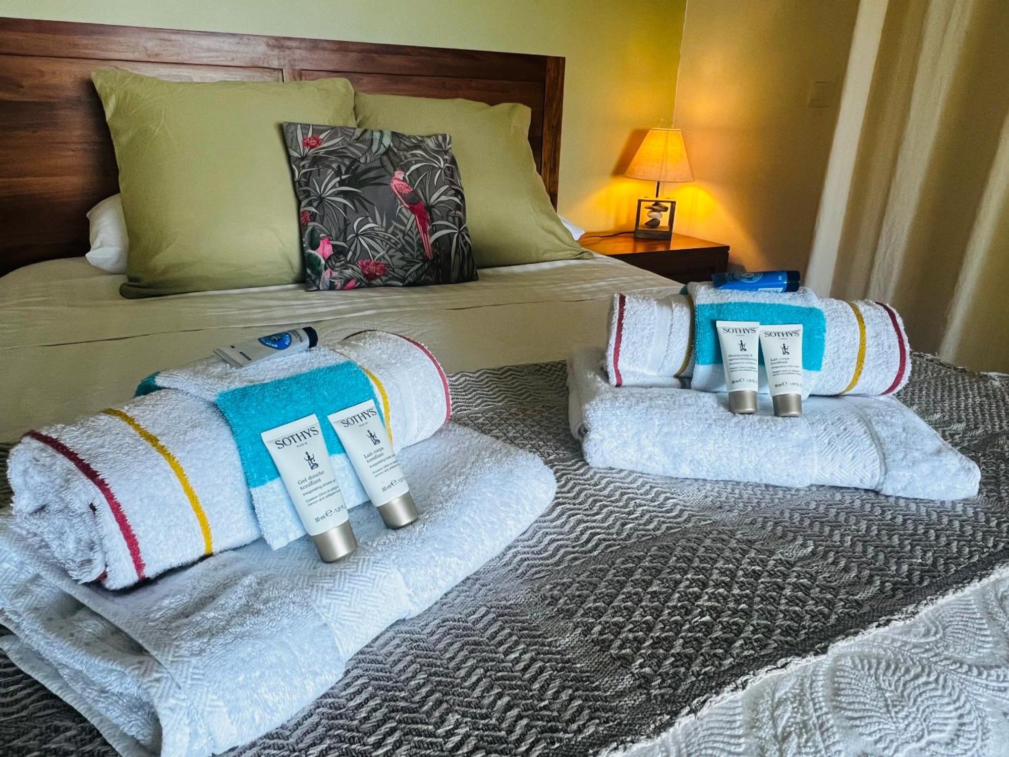 Vue Mer/3Beds/Piscine/Wifi/900 Metres De La Plage Десе Екстериор снимка